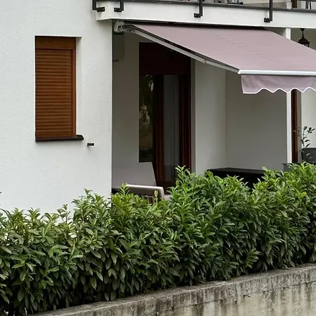 Bellavita Apartment *